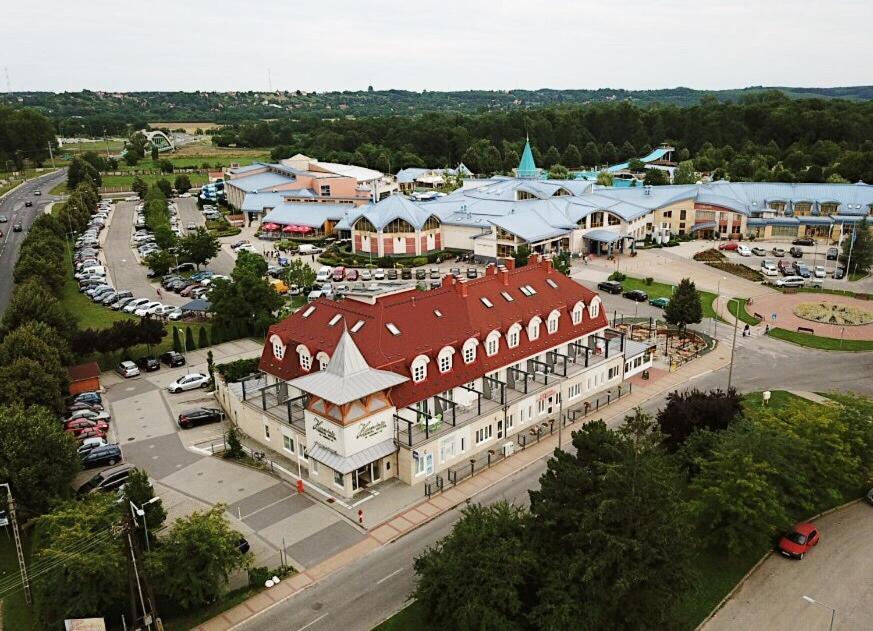 Harmonia Hotel Sárvár Exteriér fotografie