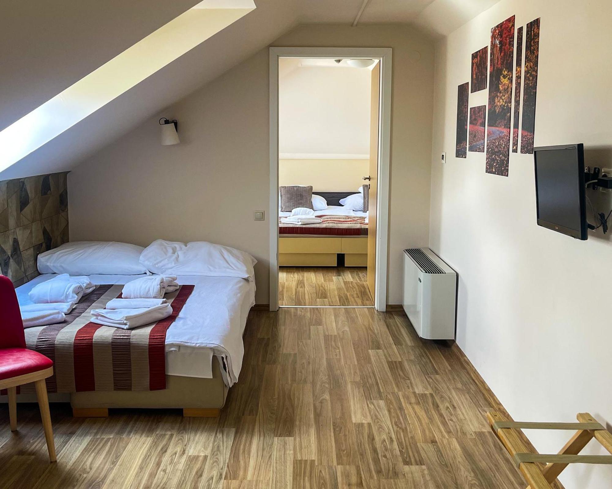 Harmonia Hotel Sárvár Pokoj fotografie